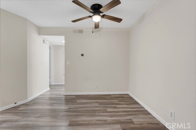 Detail Gallery Image 13 of 45 For 5744 Oak Bend Ln #203,  Oak Park,  CA 91377 - 1 Beds | 1 Baths