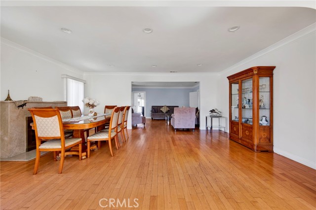 Detail Gallery Image 5 of 25 For 1318 N Alexandria Ave, Los Angeles,  CA 90027 - 3 Beds | 2 Baths