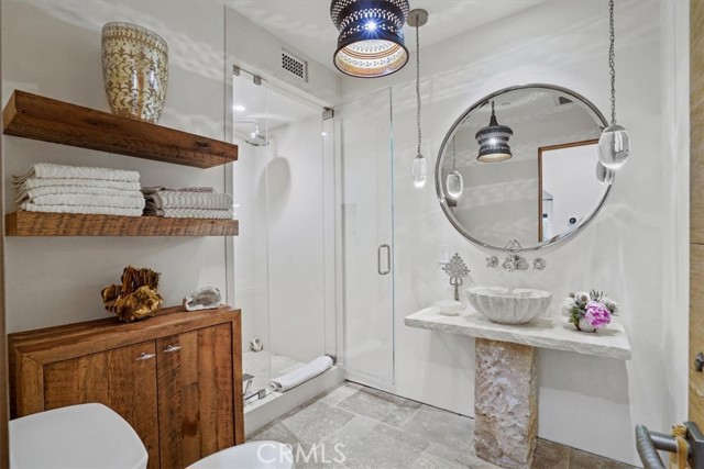 Detail Gallery Image 37 of 42 For 1920 Ocean Way, Laguna Beach,  CA 92651 - 4 Beds | 4 Baths