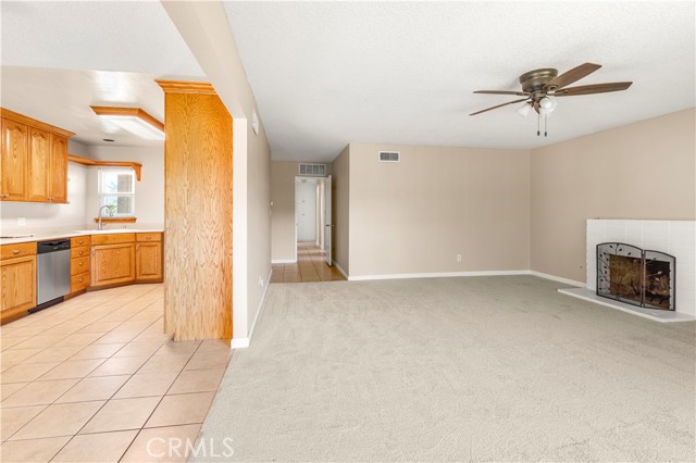 Detail Gallery Image 8 of 34 For 8734 Ouida Dr, Riverside,  CA 92503 - 4 Beds | 2 Baths