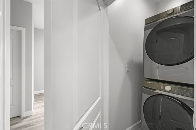 8227 Ben Avenue, North Hollywood CA: https://media.crmls.org/medias/e362da07-54c0-452a-8c3b-6719c4951330.jpg