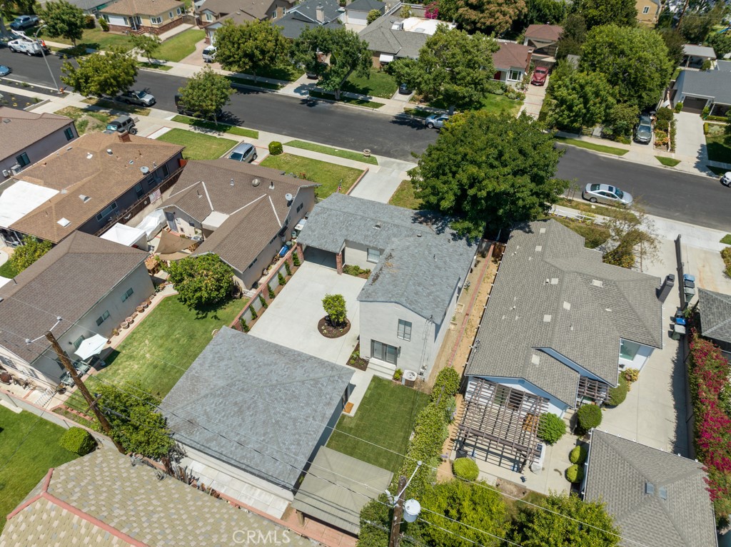 https://media.crmls.org/medias/e3630eeb-6bfe-4074-a518-eafb331fa2b1.jpg?preset=X-Large