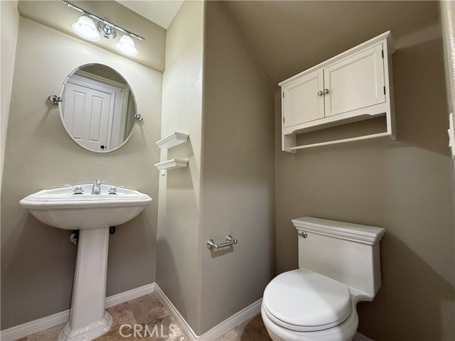 Detail Gallery Image 19 of 22 For 28 Teak, Irvine,  CA 92620 - 4 Beds | 2/1 Baths