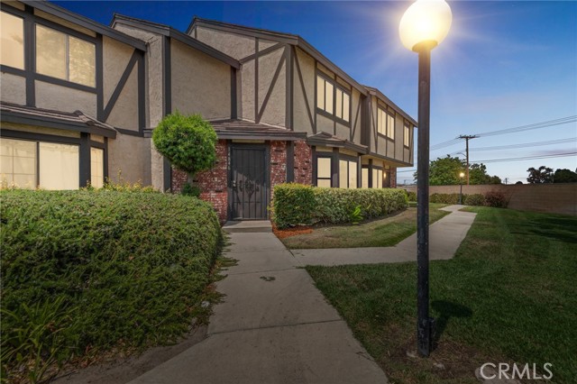 Detail Gallery Image 23 of 23 For 14846 Brownstone Ln, Westminster,  CA 92683 - 3 Beds | 2/1 Baths