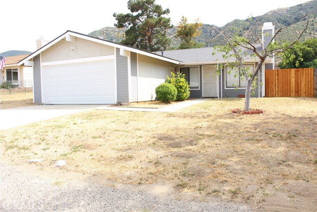 15238 Laguna Avenue, Lake Elsinore CA: https://media.crmls.org/medias/e364f8b9-73d9-4561-a3ee-ef6c6adc727b.jpg