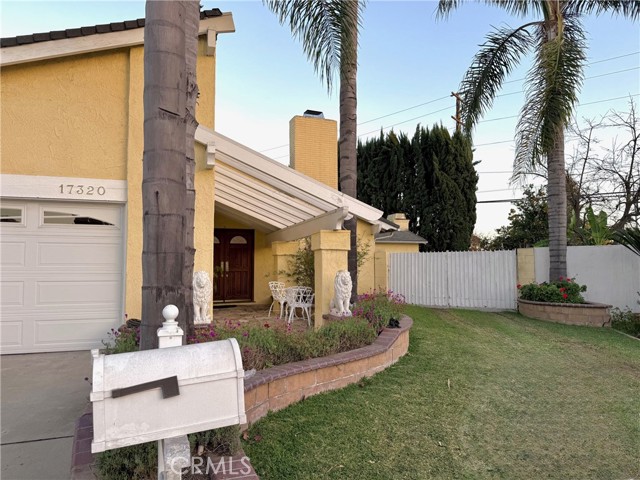 Detail Gallery Image 3 of 35 For 17320 Alexandra Cir, Cerritos,  CA 90703 - 4 Beds | 2 Baths