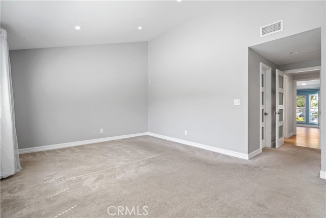 Detail Gallery Image 22 of 39 For 12835 Titian Ave, Granada Hills,  CA 91344 - 3 Beds | 2 Baths