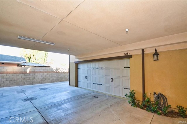Detail Gallery Image 5 of 6 For 728 N Atlantic Bld #B,  Alhambra,  CA 91801 - 2 Beds | 2/1 Baths