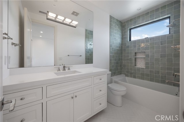 1212 Magnolia Avenue, Manhattan Beach, California 90266, 5 Bedrooms Bedrooms, 0 ,5 BathroomsBathrooms,Residential,For Sale,Magnolia,0,SB26127683