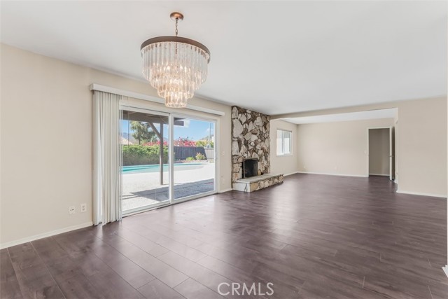 Image 5 of 35 For 6304 Tamarind Street