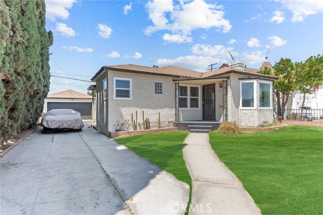 1357 Amalia Avenue, Los Angeles CA: https://media.crmls.org/medias/e368ebad-0cfe-4e25-b2bd-b27ee021764e.jpg