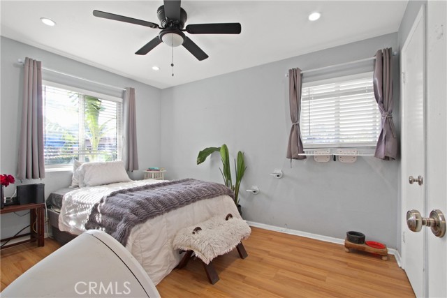 Detail Gallery Image 7 of 15 For 338 W Glencoe St, Compton,  CA 90220 - 3 Beds | 2 Baths