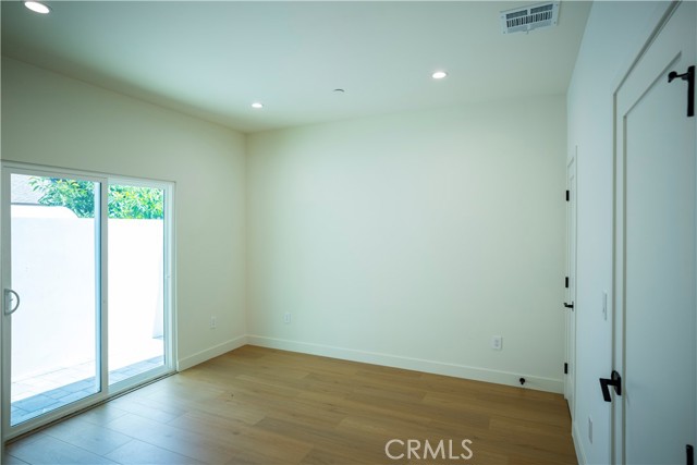 20513 Vose, Winnetka CA: https://media.crmls.org/medias/e369149d-5597-4e49-981d-13c979970e12.jpg