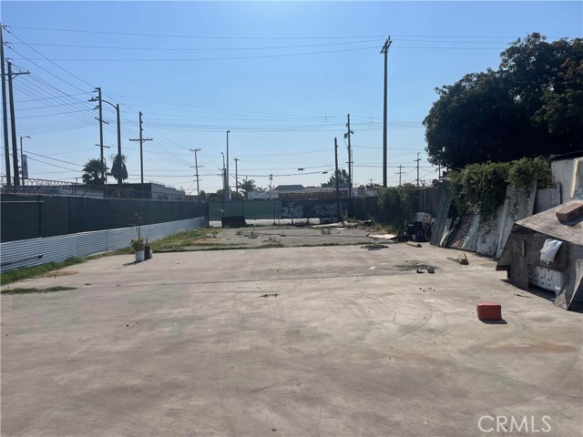 5503 Avalon Blvd, Los Angeles, CA 90011