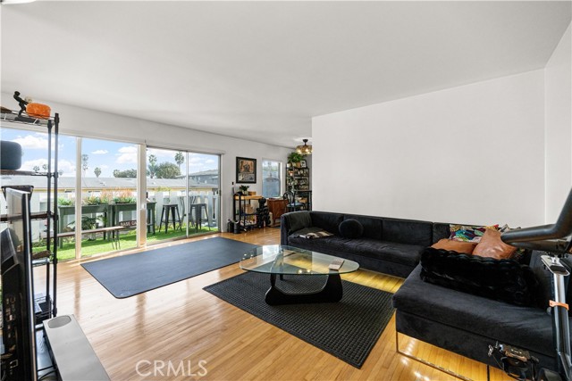 Front Image Thumbnail for CRSW26023166