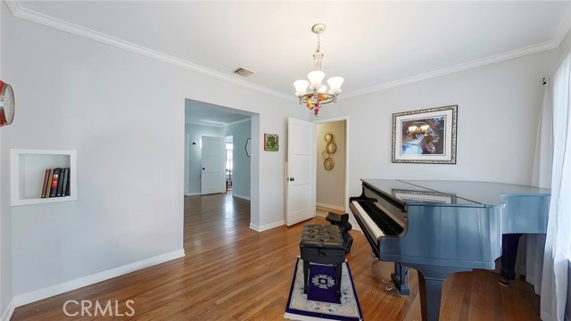 Detail Gallery Image 11 of 38 For 3516 Las Palmas, Glendale,  CA 91208 - – Beds | – Baths