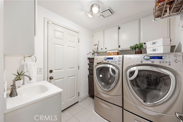 21035 Timber Ridge Road, Yorba Linda CA: https://media.crmls.org/medias/e36a5abc-9d62-47bd-b7f9-2d5158a682fc.jpg