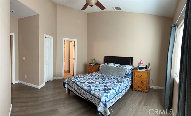 Detail Gallery Image 21 of 27 For 16312 Molino, Victorville,  CA 92395 - 3 Beds | 2 Baths