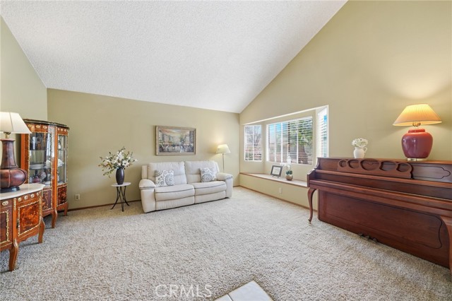 Detail Gallery Image 6 of 35 For 13507 Elgers, Cerritos,  CA 90703 - 5 Beds | 4 Baths