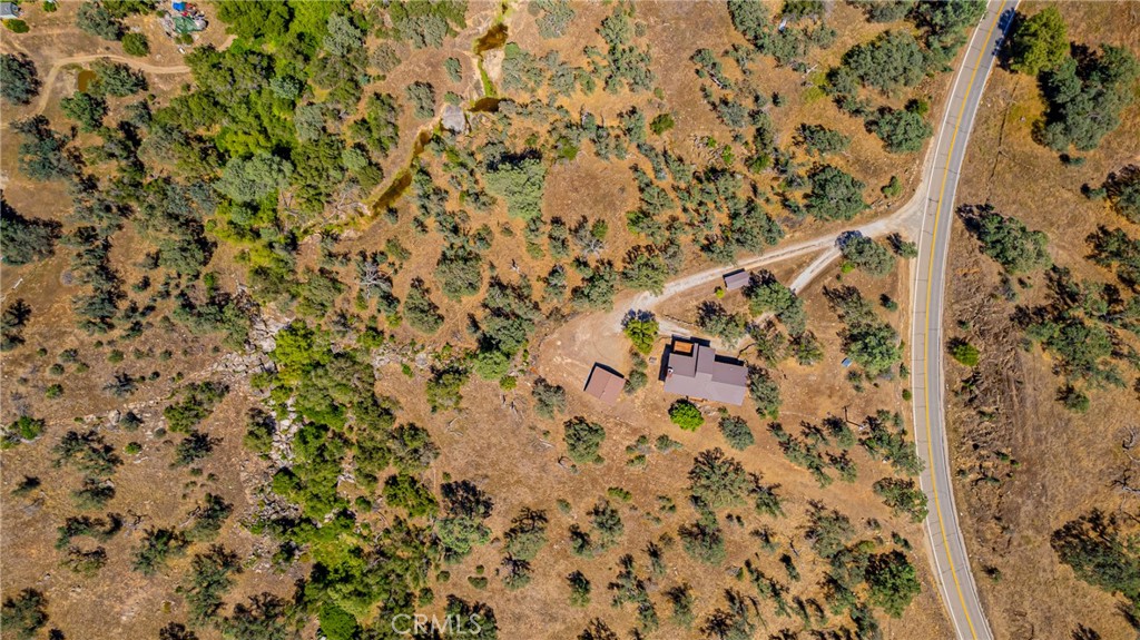 https://media.crmls.org/medias/e36cb168-ae0c-4cdc-aba5-df6a650722a8.jpg?preset=X-Large