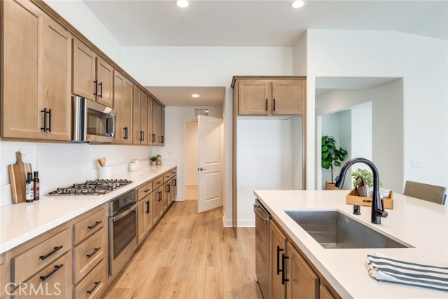 1577 Harmonie Lane, Beaumont CA: https://media.crmls.org/medias/e36d97ce-c170-472c-9c25-1fcea6a65341.jpg