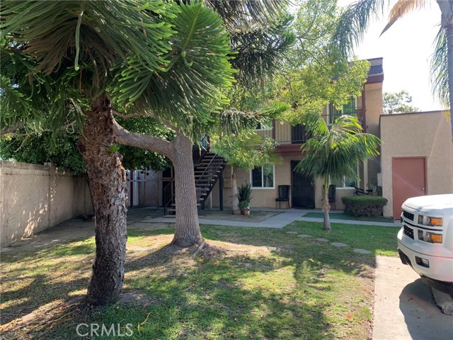 Detail Gallery Image 4 of 23 For 2942 W Floyd Ave, Anaheim,  CA 92804 - – Beds | – Baths