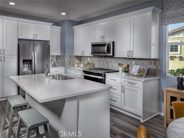 Detail Gallery Image 8 of 19 For 1485 Thunder Ct, Pomona,  CA 91768 - 3 Beds | 3 Baths