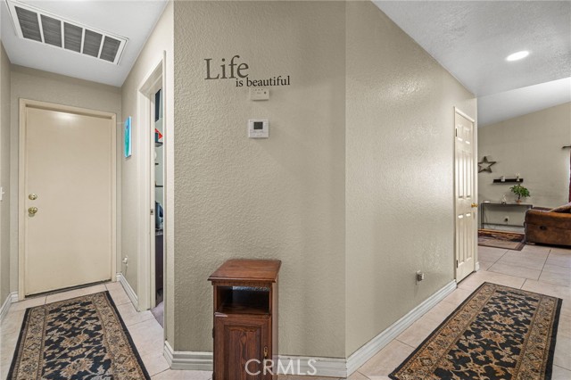 Detail Gallery Image 26 of 33 For 591 E Franklin Ave, Pomona,  CA 91766 - 3 Beds | 2 Baths