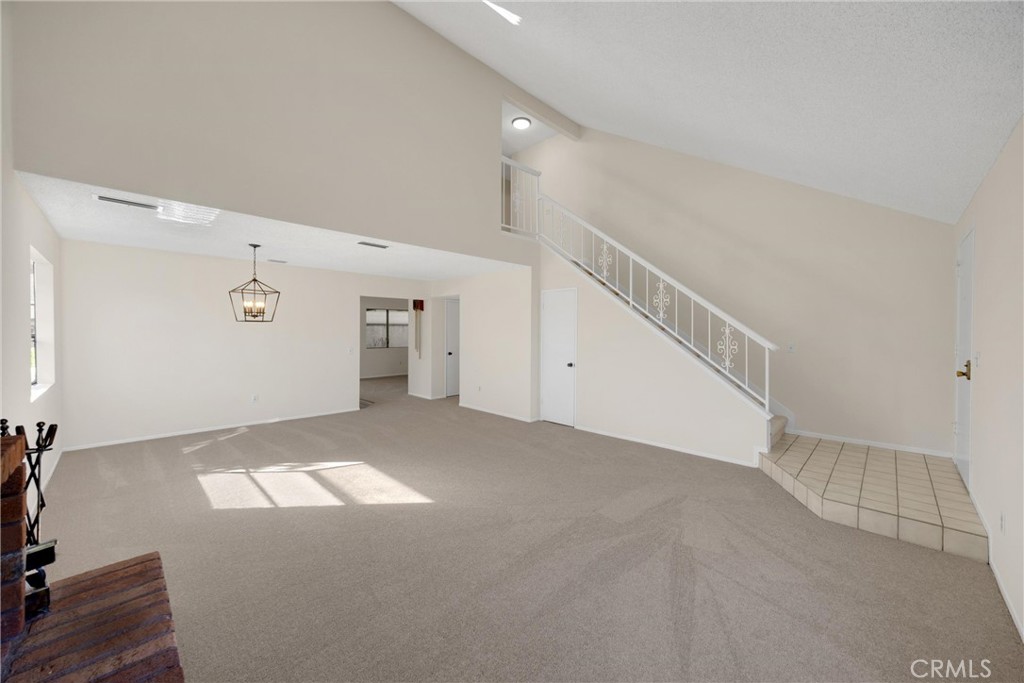 MLS #WS25277903 image #2