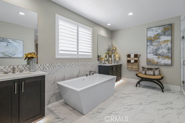 Detail Gallery Image 15 of 35 For 6540 Canyon Oaks Dr, Simi Valley,  CA 93063 - 5 Beds | 4/1 Baths