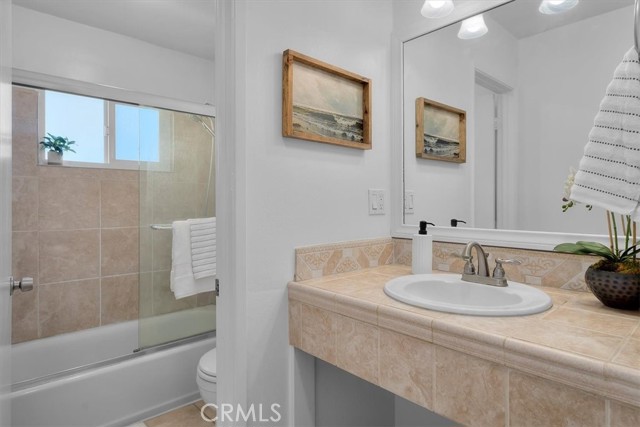 Detail Gallery Image 14 of 46 For 1006 Palm Ln, Redondo Beach,  CA 90278 - 2 Beds | 2 Baths
