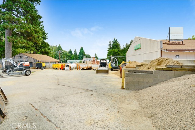 Image 12 of 18 For 26325 Pine Avenue