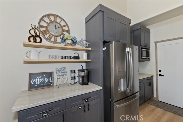 1215 Valley View Drive, Big Bear City CA: https://media.crmls.org/medias/e3729697-03ff-4cbe-a670-9569bf604094.jpg