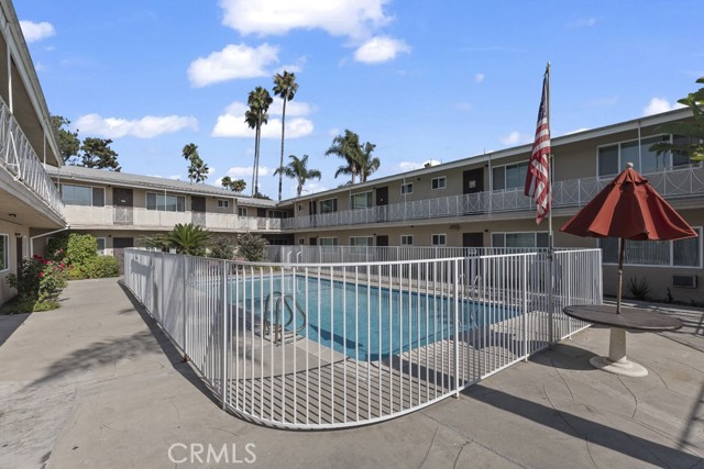 Detail Gallery Image 47 of 75 For 921 S Park Cir #4,  Anaheim,  CA 92804 - 2 Beds | 1 Baths