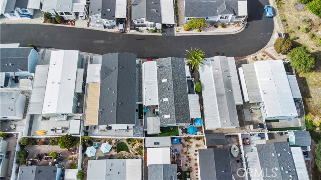 201 Five Cities Dr., Pismo Beach CA: https://media.crmls.org/medias/e373c223-0ae1-4c3e-9434-525ac0131033.jpg