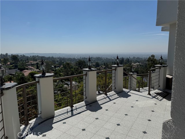 Detail Gallery Image 3 of 42 For 16004 Aurora Crest Dr, Whittier,  CA 90605 - 5 Beds | 4/1 Baths