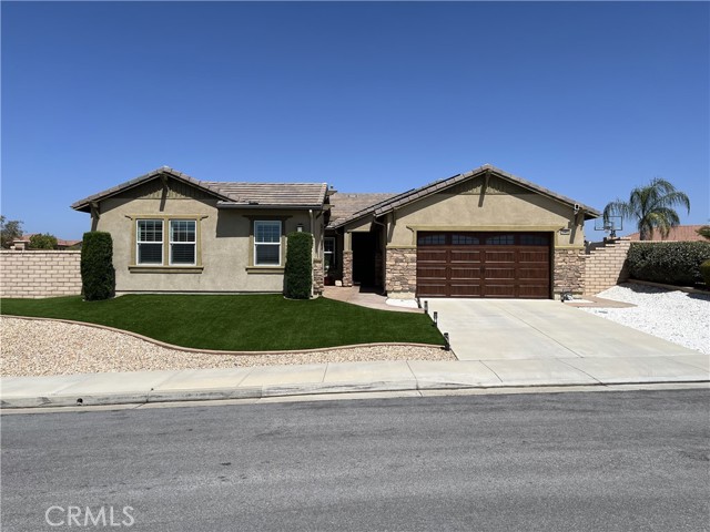 32458 Daisy Drive, Winchester CA: https://media.crmls.org/medias/e375852f-c6dc-4479-a4af-b72c2c7e46a5.jpg