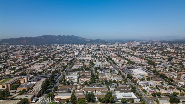 Detail Gallery Image 48 of 54 For 121 Sinclair Ave #207,  Glendale,  CA 91206 - 2 Beds | 2 Baths