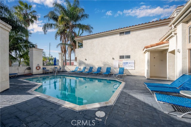 Detail Gallery Image 48 of 55 For 3605 E Anaheim #407,  Long Beach,  CA 90804 - 3 Beds | 2 Baths