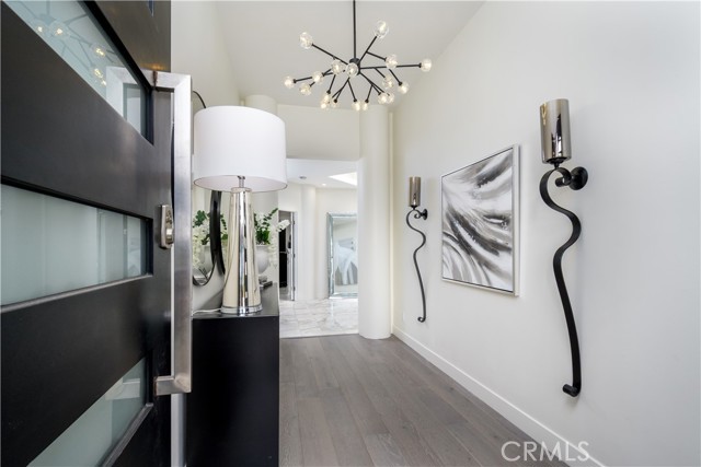 4557 Don Timoteo Drive, Los Angeles CA: https://media.crmls.org/medias/e377ee52-a43b-4c83-8d15-9cb1db1d5819.jpg