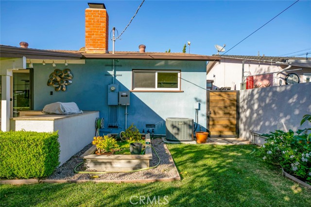 Detail Gallery Image 27 of 27 For 15808 Valerio St, Van Nuys,  CA 91406 - 3 Beds | 2 Baths