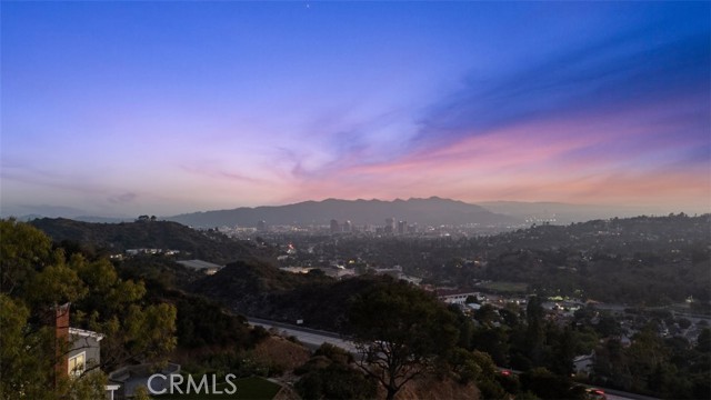 Detail Gallery Image 26 of 51 For 1601 Virden Dr, Glendale,  CA 91208 - 4 Beds | 3 Baths