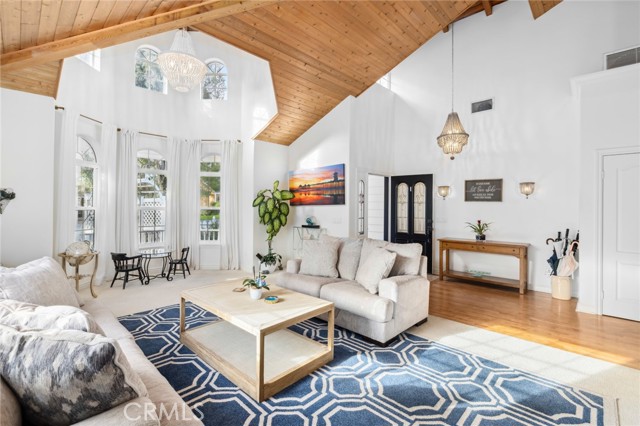 23482 Via Alondra, Coto de Caza CA: https://media.crmls.org/medias/e3799b8d-b719-484f-a072-caa3aa3052c8.jpg