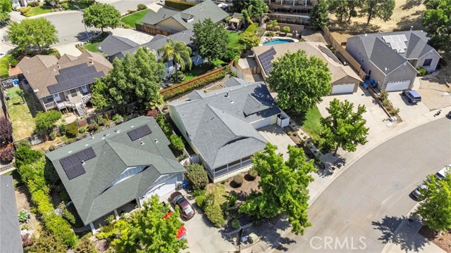 17 Pleasant Oak Lane, Oroville CA: https://media.crmls.org/medias/e379a122-1043-4a60-b6db-554c294c9948.jpg