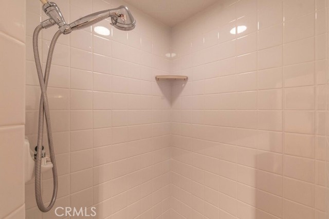 Detail Gallery Image 26 of 39 For 43091 Bear Creek Ct, Big Bear Lake,  CA 92315 - 3 Beds | 3 Baths