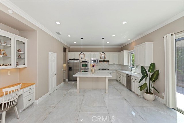 Detail Gallery Image 18 of 75 For 8851 Soothing Ct, Corona,  CA 92883 - 4 Beds | 3 Baths