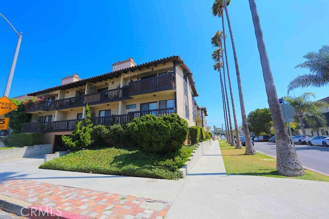 1112 S Meyler Street, San Pedro CA: https://media.crmls.org/medias/e37a5e6b-3aff-47f3-a04c-2b3f33eb2f21.jpg