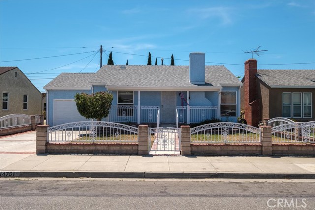 Detail Gallery Image 1 of 49 For 14751 Sutro Ave, Gardena,  CA 90249 - 3 Beds | 2 Baths