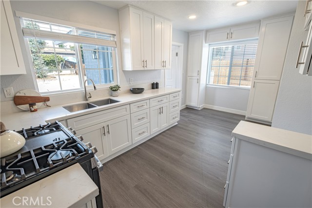 17196 Barbee St., Fontana CA: https://media.crmls.org/medias/e37a6e1b-6604-48bc-8c50-4a52a2f30de6.jpg