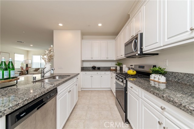 Detail Gallery Image 24 of 38 For 19946 Cara Cara, Riverside,  CA 92507 - 4 Beds | 2 Baths